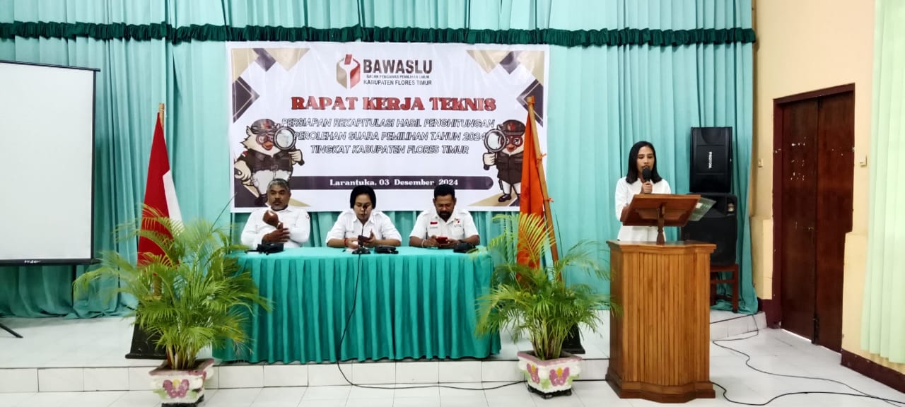 Rapat Persiapan Rekapitulasi Penghitungan Perolehan Suara Pemilihan 2024 Tingkat Kabupaten Flores Timur