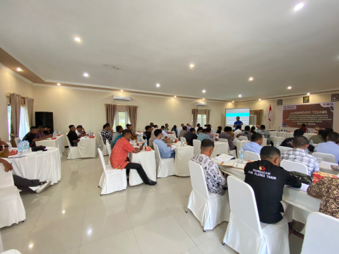 Peserta Kegiatan Bimbingan teknis Bagi Panwascam Se Kabupaten Floers Timur
